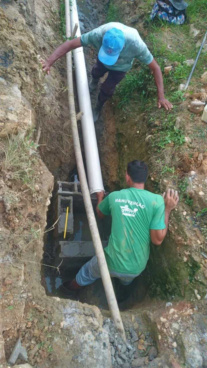 Camacã: Prefeitura realiza frente de trabalho para viabilizar recuperação de ruas
